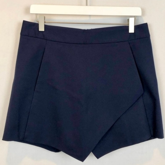 J. McLaughlin Pants - J. McLaughlin Navy Asymmetrical Hathaway Skort